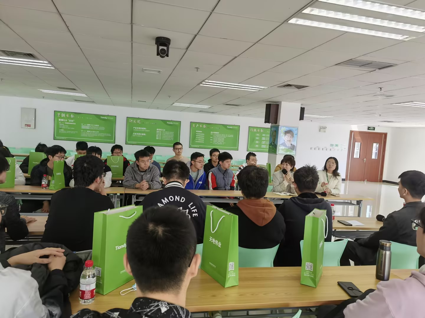 十三国际官网-追求康健,你我一起生长